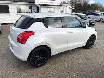 Used Suzuki Swift 2018 for sale - 77393448: Photo