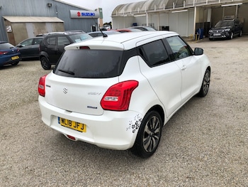 Used Suzuki Swift 2018 for sale - 77326334: Photo