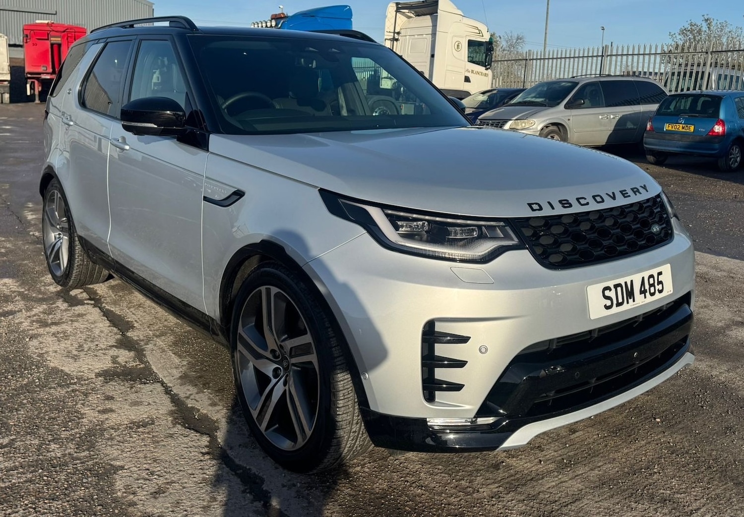 Used Land Rover Discovery 2024 for sale - 76707209: Photo 3