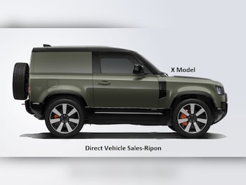 Land Rover - Defender
