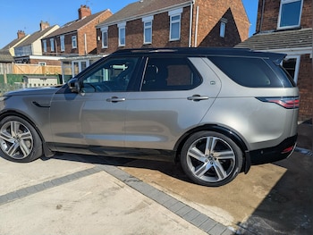 Used Land Rover Discovery 2023 for sale - 77846510: Photo