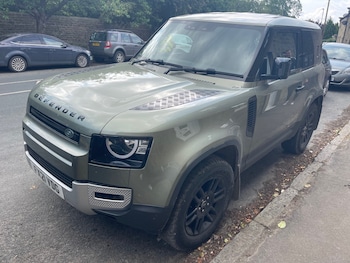 Used Land Rover Defender 2021 for sale - 75284041: Photo