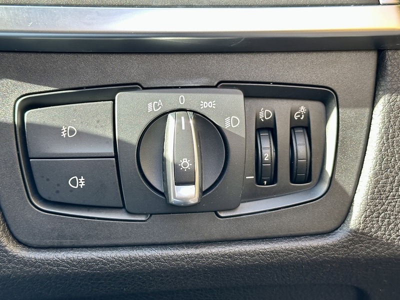 Used BMW 3 Series 2017 for sale - 76341097: Photo 31