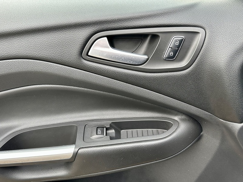 Used Ford Kuga for sale - 76492145: Photo 48