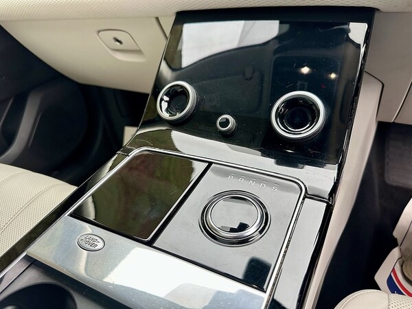 Used Land Rover Range Rover Velar 2018 for sale - 76274441: Photo 18