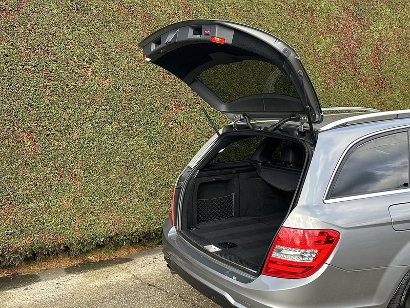 Used Mercedes-Benz C Class 2014 for sale - 76655503: Photo 11