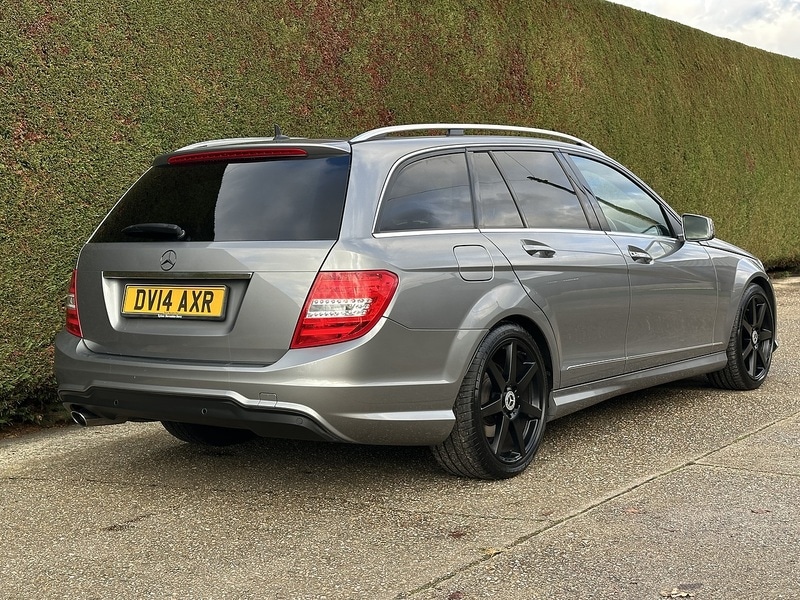 Used Mercedes-Benz C Class 2014 for sale - 76655503: Photo 5