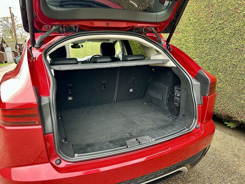 Used Jaguar E-Pace 2018 for sale - 76542884: Photo 14