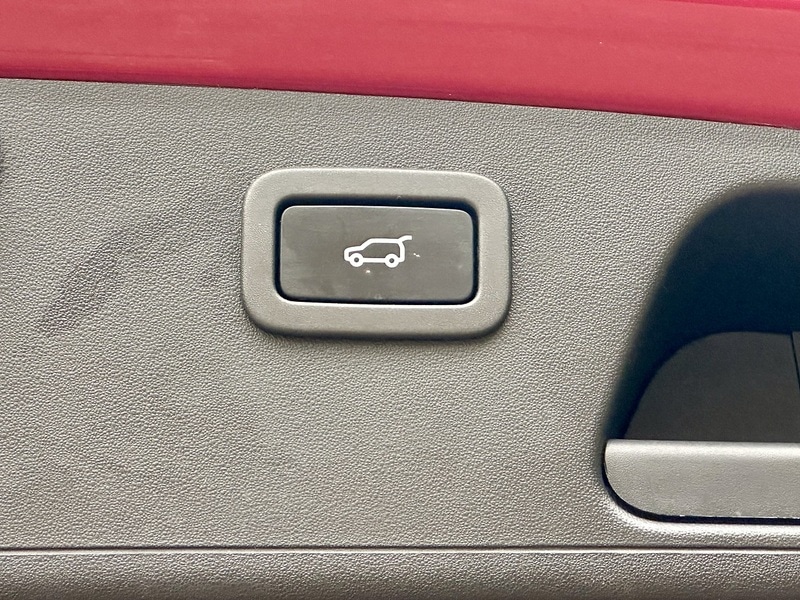 Used Jaguar E-Pace 2018 for sale - 76542884: Photo 16