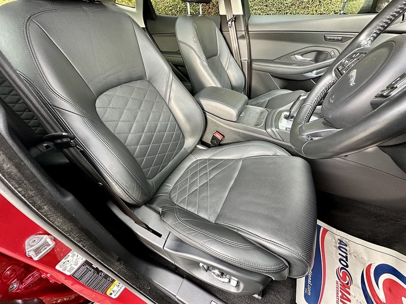 Used Jaguar E-Pace 2018 for sale - 76542884: Photo 18