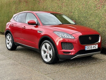 Used Jaguar E-Pace 2018 for sale - 76542884: Photo