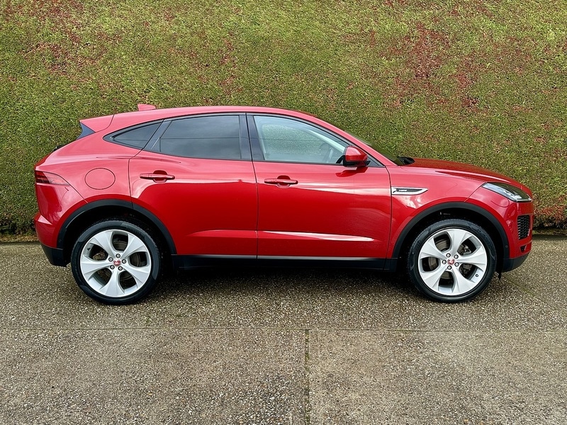 Used Jaguar E-Pace 2018 for sale - 76542884: Photo 2