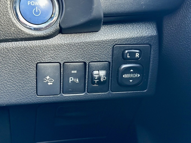 Used Toyota Auris 2018 for sale - 76605305: Photo 23