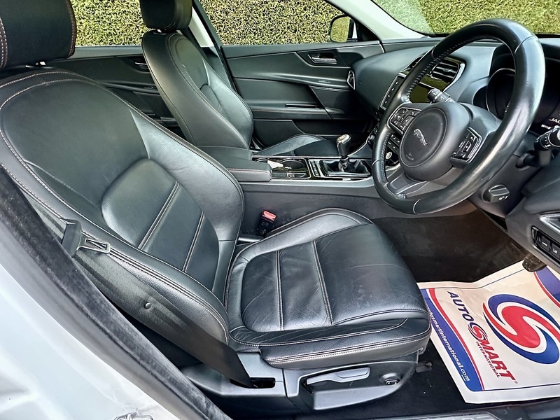 Used Jaguar XE 2015 for sale - 76720040: Photo 21