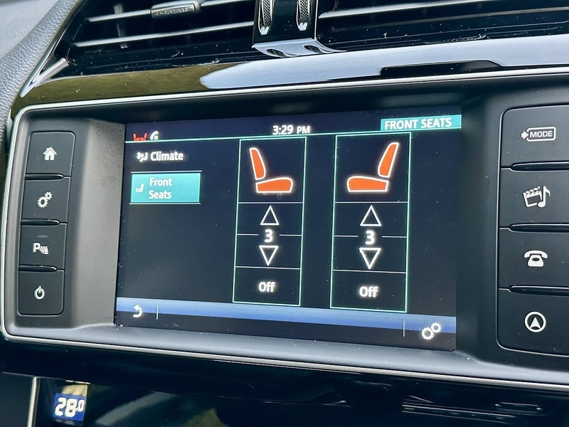 Used Jaguar XE 2015 for sale - 76720040: Photo 31