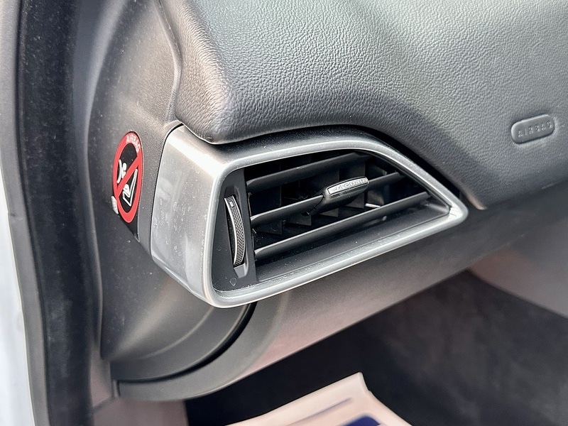 Used Jaguar XE 2015 for sale - 76720040: Photo 37