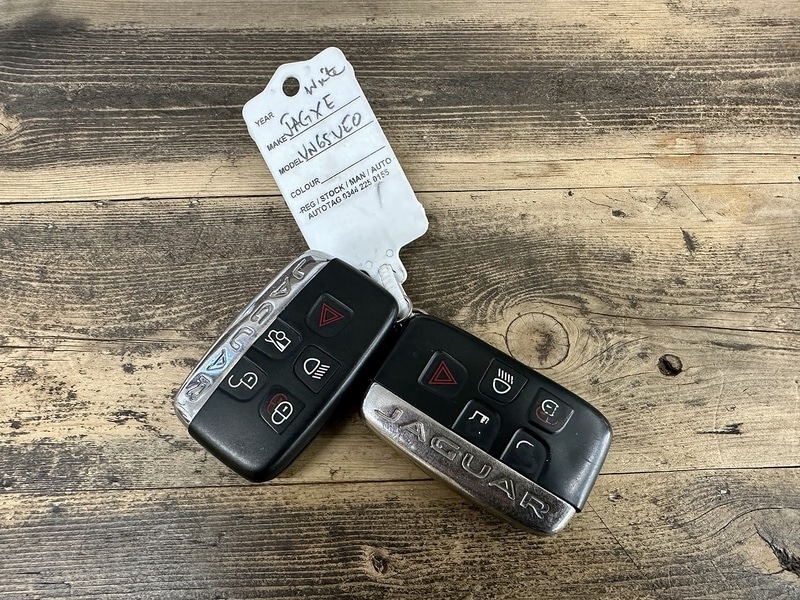 Used Jaguar XE 2015 for sale - 76720040: Photo 39