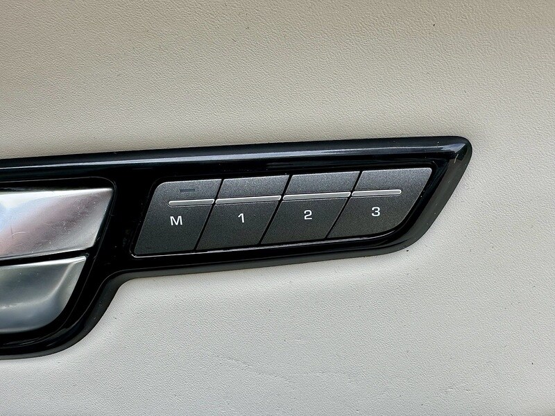 Vehicle 33
