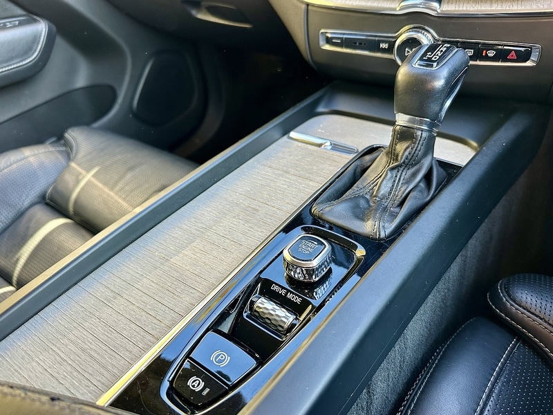 Used Volvo XC60 2017 for sale - 76655502: Photo 33