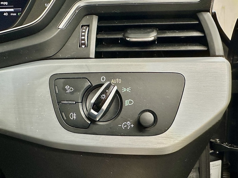 Used Audi S4 Avant 2017 for sale - 76578174: Photo 22