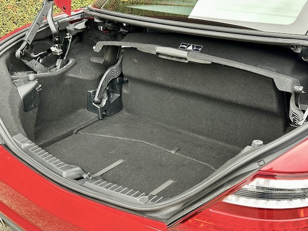 Used Mercedes-Benz SLK 2013 for sale - 76256895: Photo 15