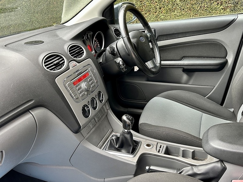 Used Ford Focus 2008 for sale - 76439437: Photo 9