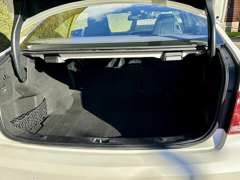 Used Mercedes-Benz E Class 2015 for sale - 76518496: Photo 15