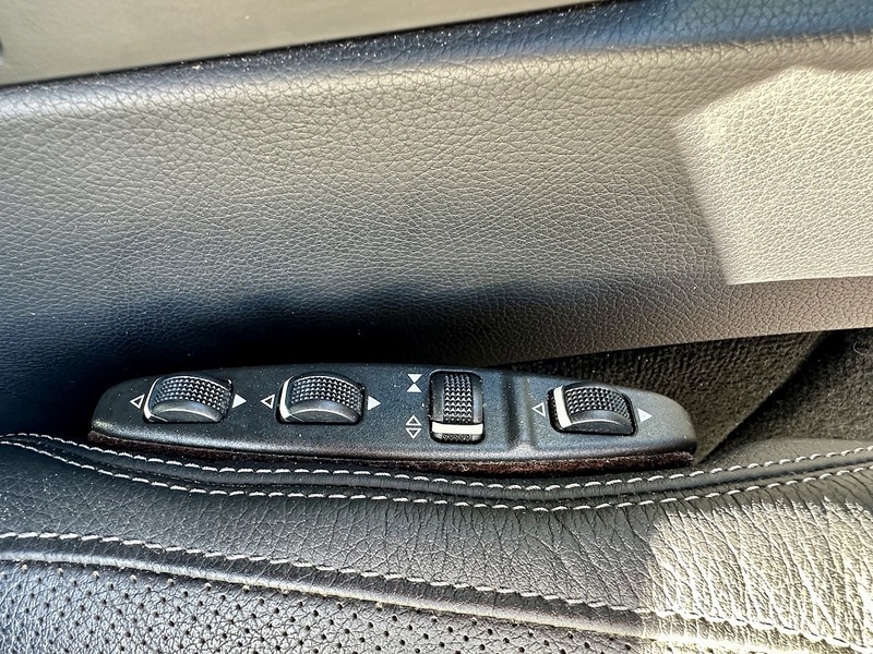 Used Mercedes-Benz E Class 2015 for sale - 76518496: Photo 24