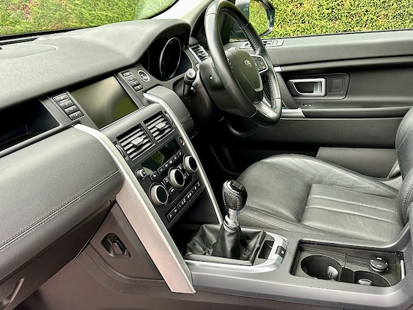 Used Land Rover Discovery Sport 2016 for sale - 75184241: Photo 40