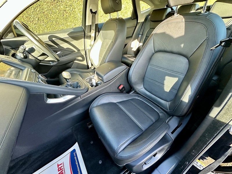 Used Jaguar E-Pace 2019 for sale - 76470696: Photo 28