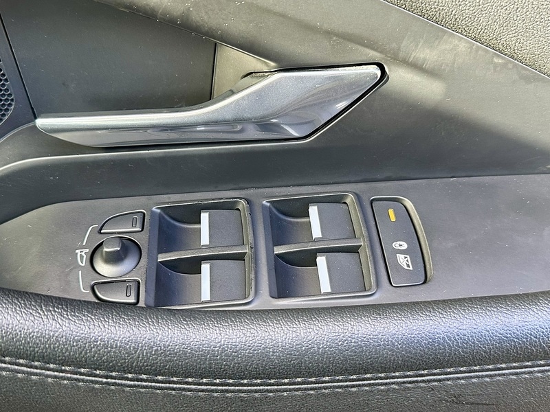 Used Jaguar E-Pace 2019 for sale - 76470696: Photo 31