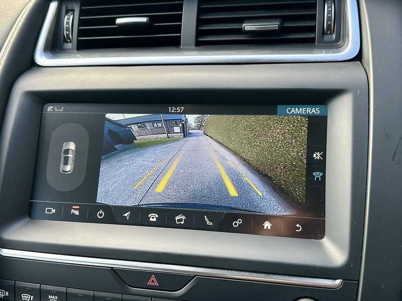 Used Jaguar E-Pace 2019 for sale - 76470696: Photo 40