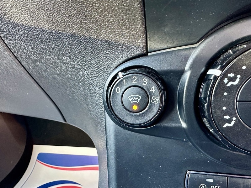 Used Ford Fiesta 2017 for sale - 76065077: Photo 21