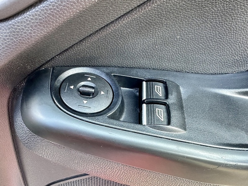 Used Ford Fiesta 2017 for sale - 76065077: Photo 24