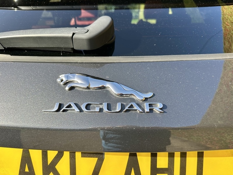 Used Jaguar F-Pace 2017 for sale - 76171080: Photo 14