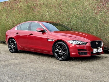Used Jaguar XE 2016 for sale - 76566326: Photo