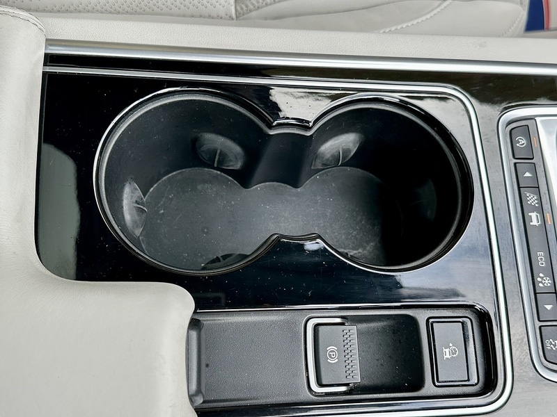 Used Jaguar XE 2016 for sale - 76566326: Photo 35