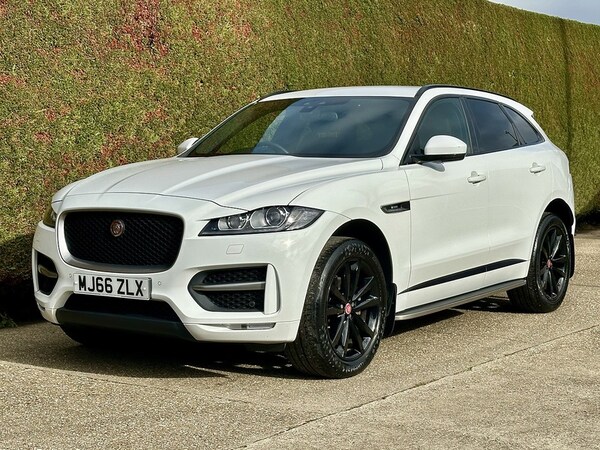 Used Jaguar F-Pace 2016 for sale - 76334104: Photo 10
