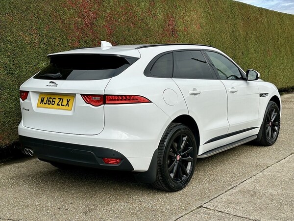Used Jaguar F-Pace 2016 for sale - 76334104: Photo 13