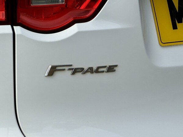 Used Jaguar F-Pace 2016 for sale - 76334104: Photo 16