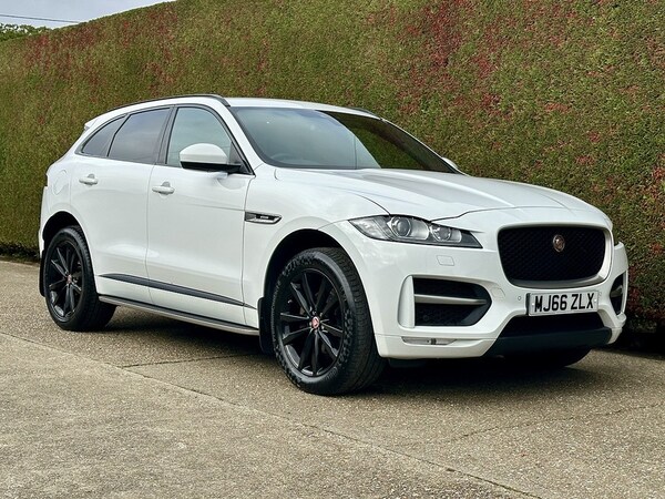 Used Jaguar F-Pace 2016 for sale - 76334104: Photo 4