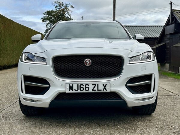 Used Jaguar F-Pace 2016 for sale - 76334104: Photo 8