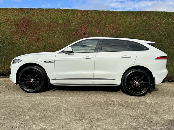 Used Jaguar F-Pace 2016 for sale - 76334104: Photo 9