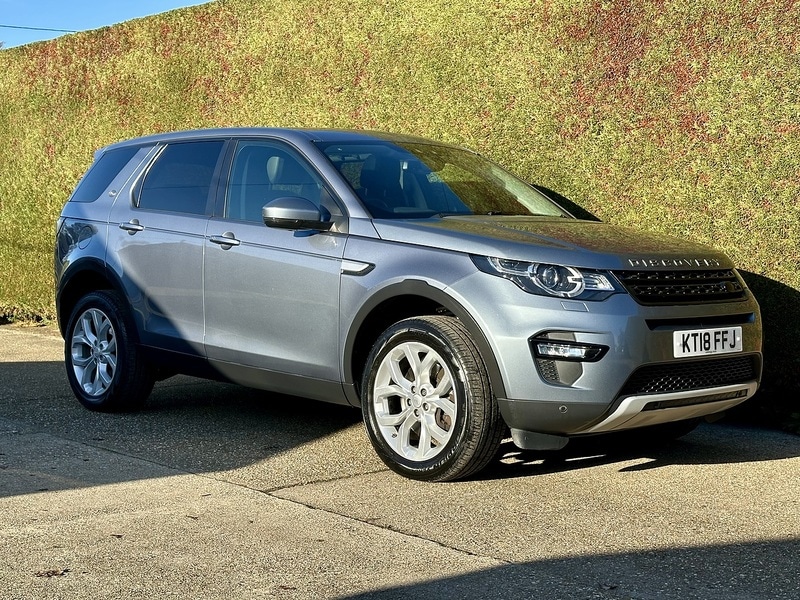 Used Land Rover Discovery Sport 2018 for sale - 76707330: Photo 1