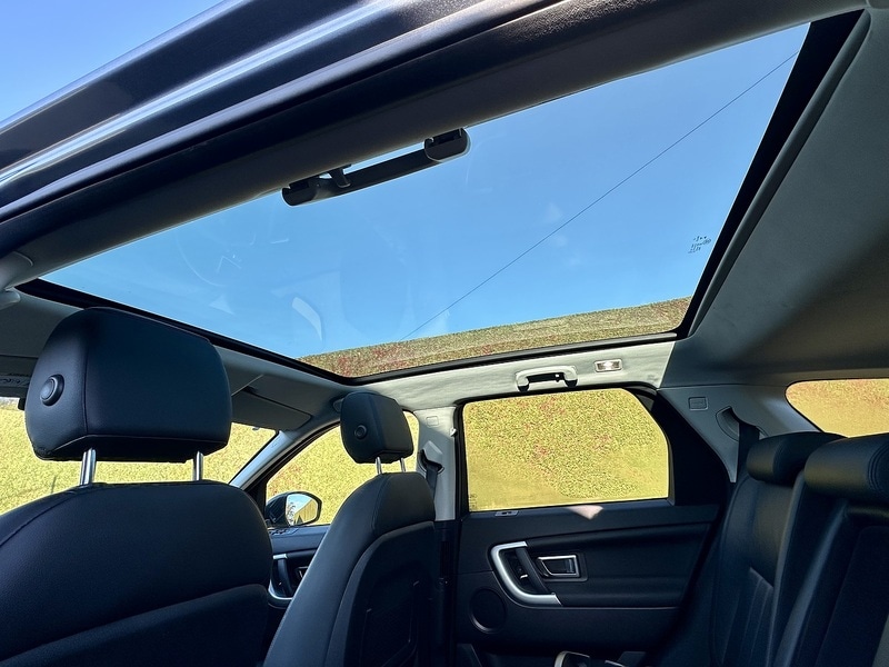 Used Land Rover Discovery Sport 2018 for sale - 76707330: Photo 18