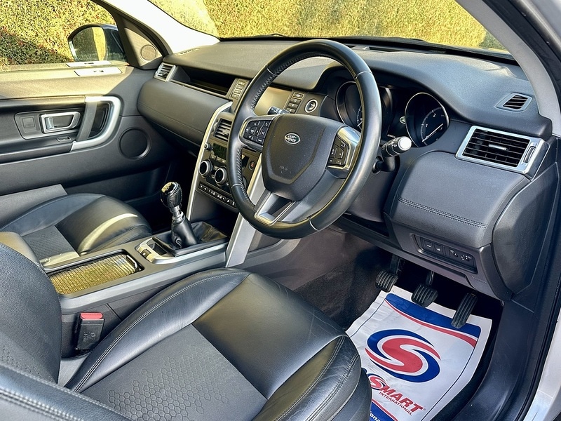 Used Land Rover Discovery Sport 2018 for sale - 76707330: Photo 31