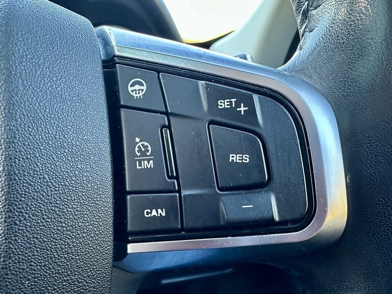 Used Land Rover Discovery Sport 2018 for sale - 76707330: Photo 33