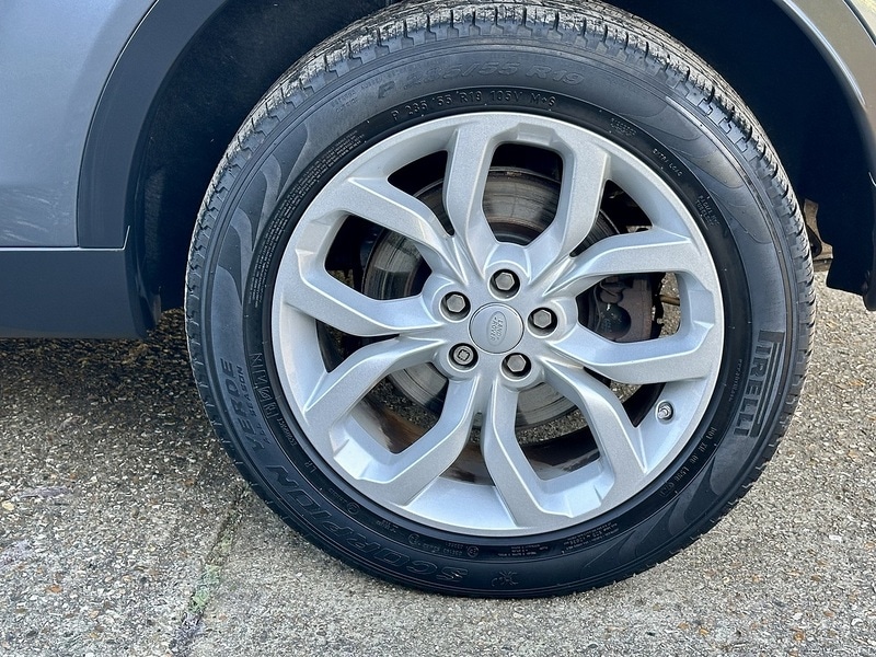 Used Land Rover Discovery Sport 2018 for sale - 76707330: Photo 41