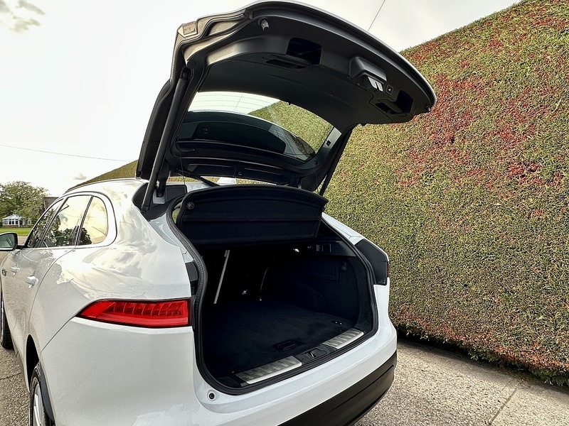 Used Jaguar F-Pace 2016 for sale - 76193955: Photo 16