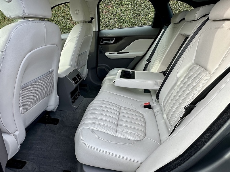 Used Jaguar F-Pace 2016 for sale - 76193955: Photo 28